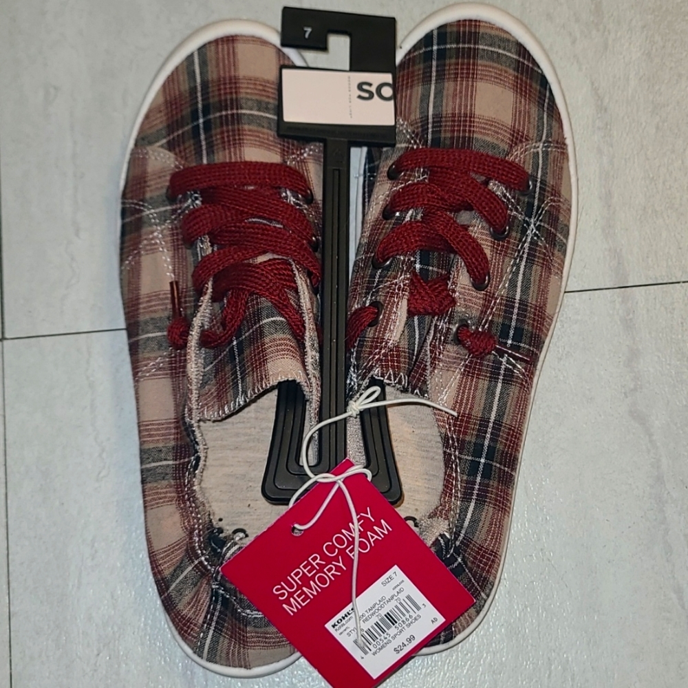 Kohl's SO Plaid slip on shoes size 7 womens Red/tan/black Nwt